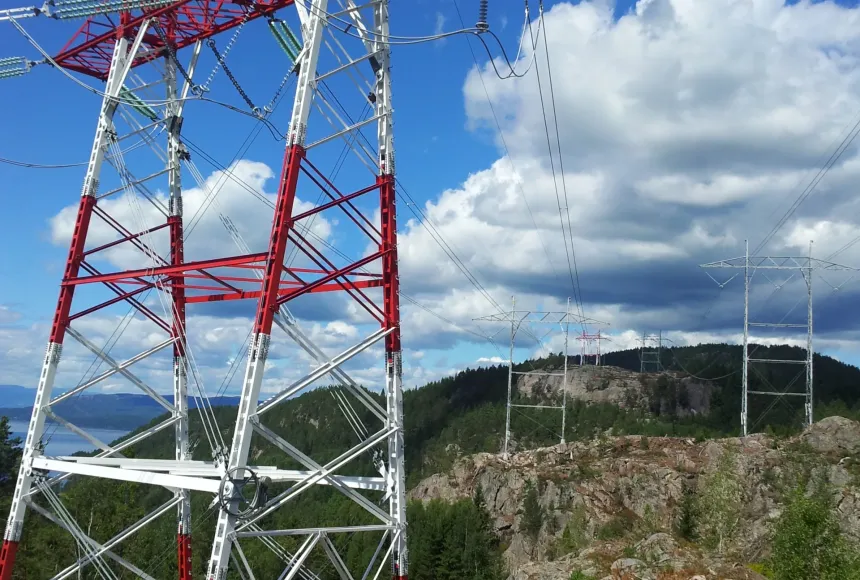 Reconstruction of 2x110 kV V8752/8735 Hurbanovo - Komárno
